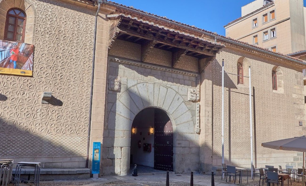 La Alhóndiga, Spain